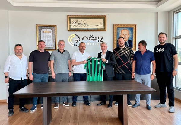 Sakaryaspor ile Sarıyer İçecek’ten anlamlı sponsorluk anlaşması